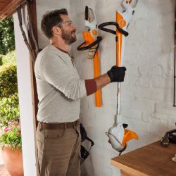 Stihl battery grass trimmer FSA 30 - loop for easy storage